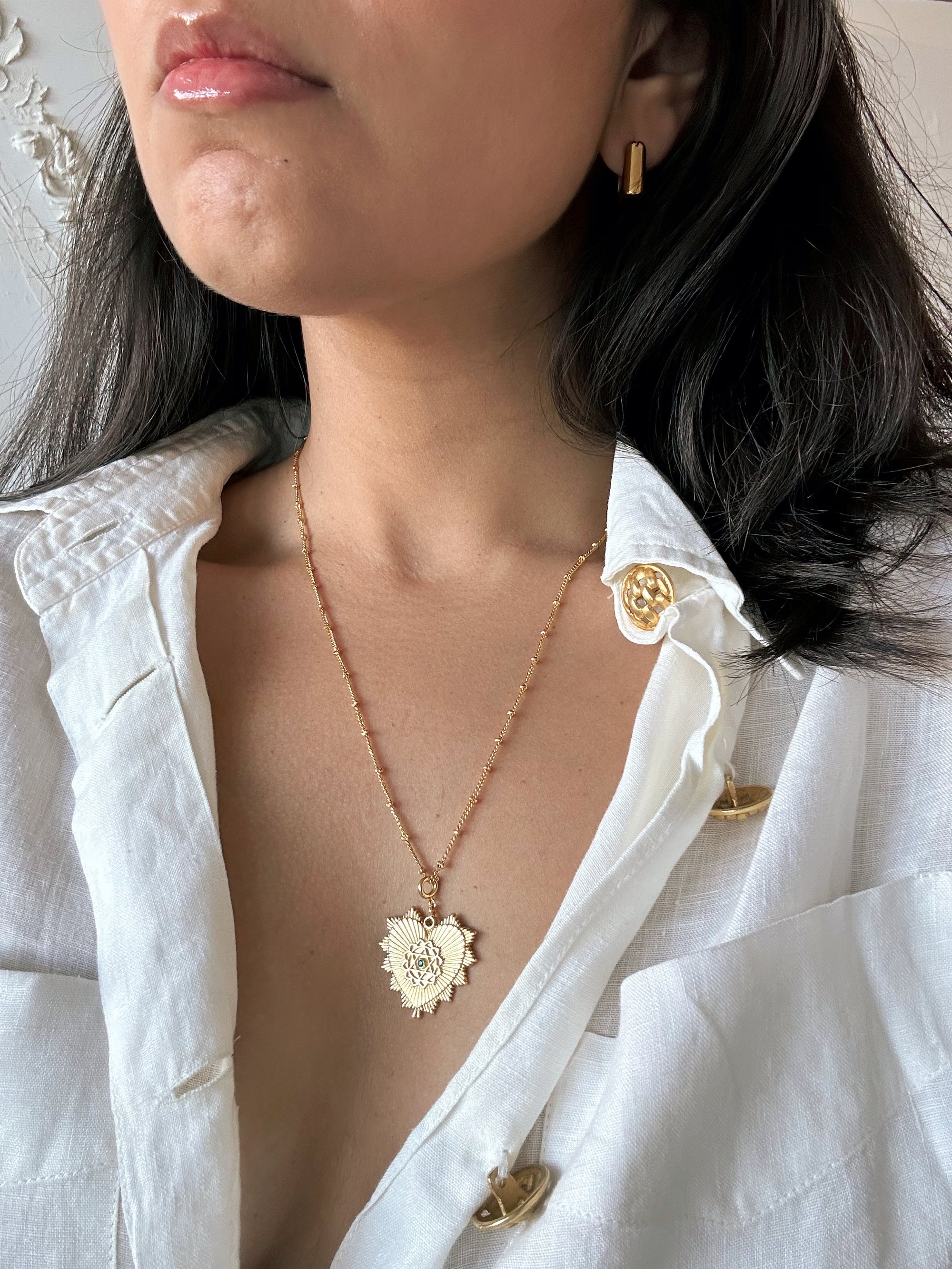 Dil Chakra Gold Necklace