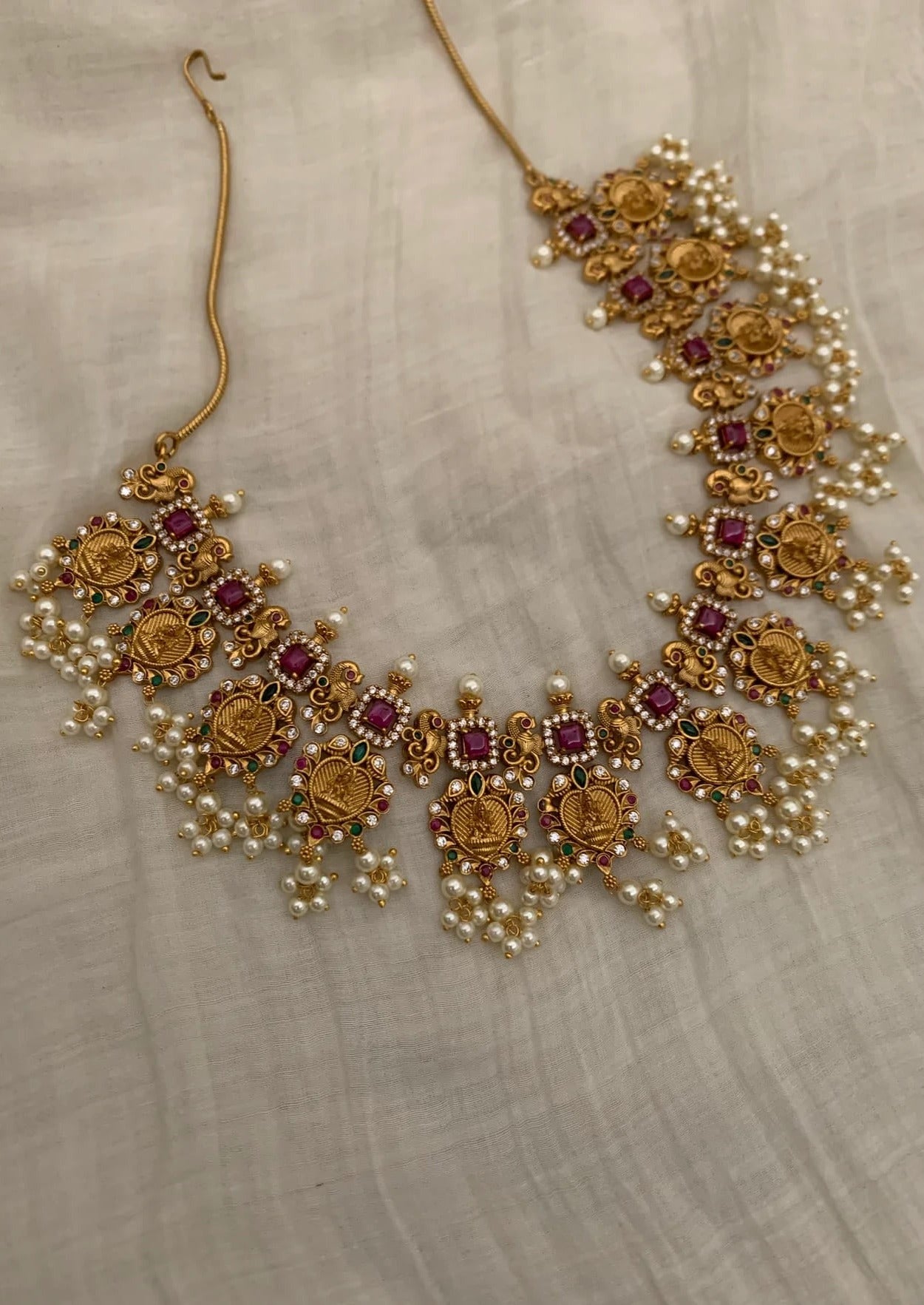 Anaar Necklace Set