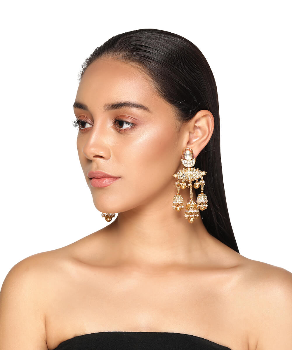 Ektara Earrings
