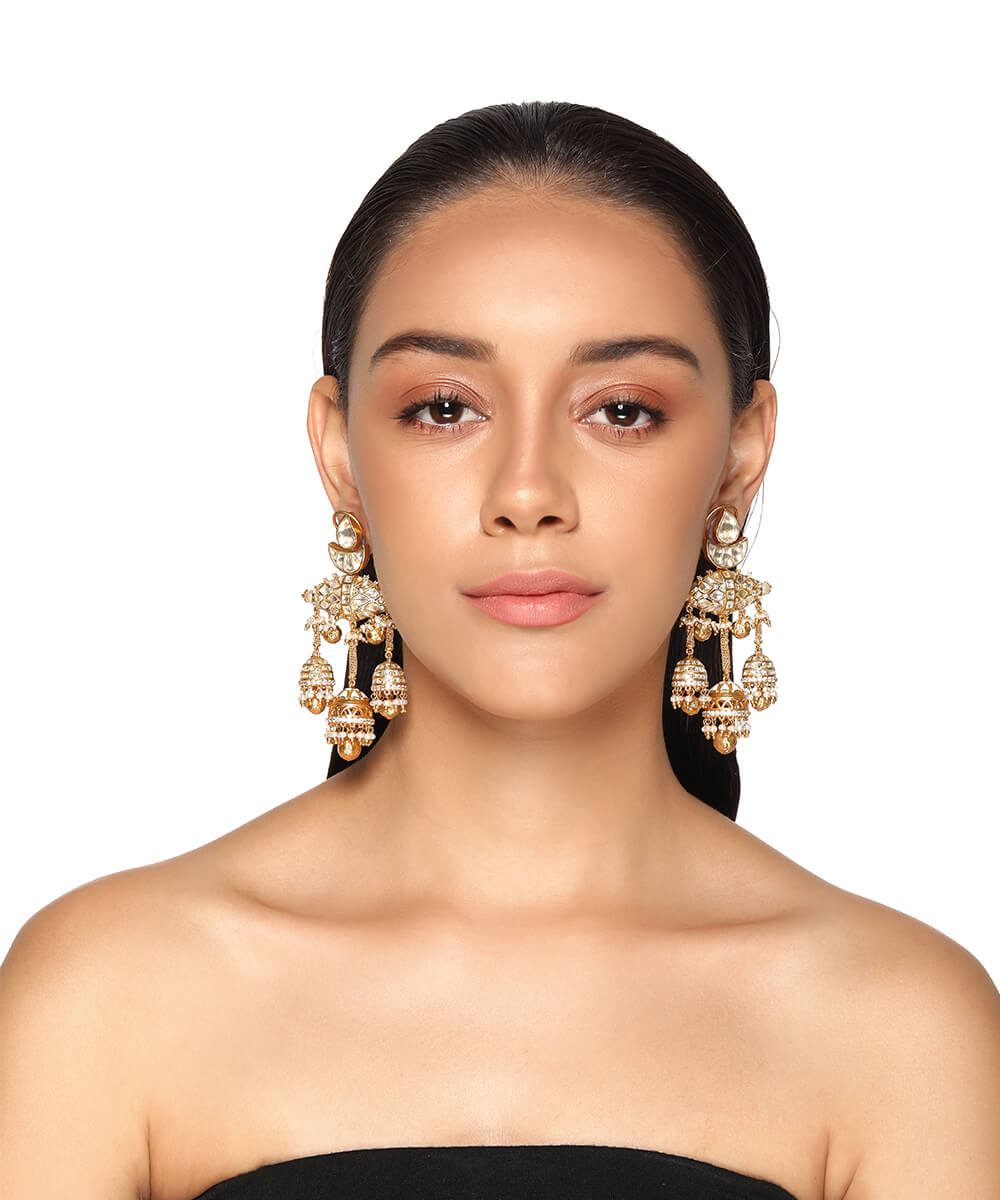 Ektara Earrings